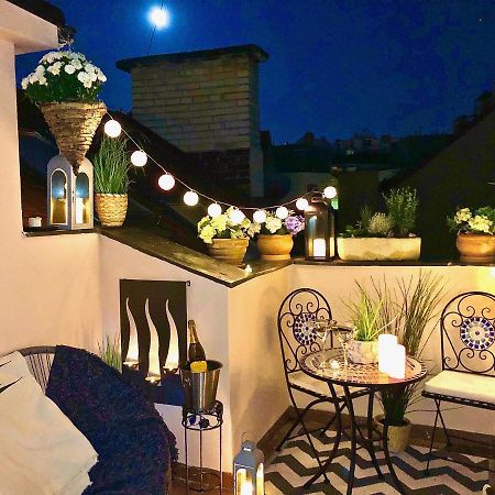 Duplex With Quite Terrace On Wenceslas Sq. ปราก ภายนอก รูปภาพ